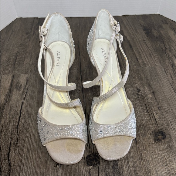 Alfani Women's Rhinestone Silver Heeled Sandals With A Double Strap Size 8 - Picture 2 of 11